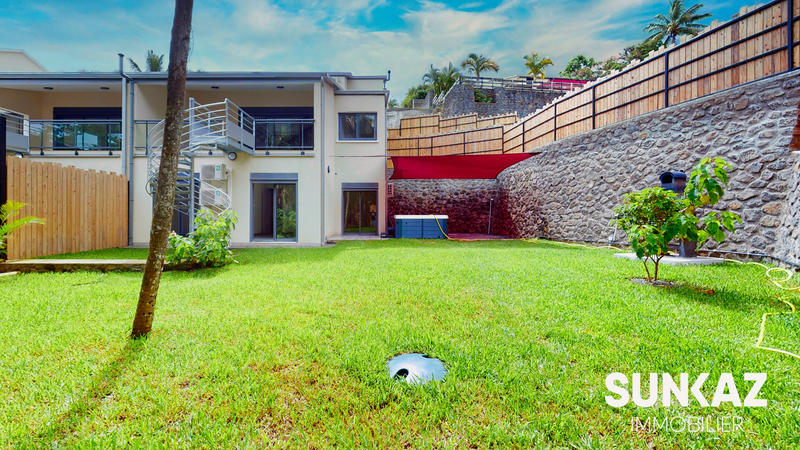 Maison - 100 m² - 4 pièces