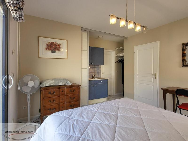 Propriété - 210 m² - 11 pièces