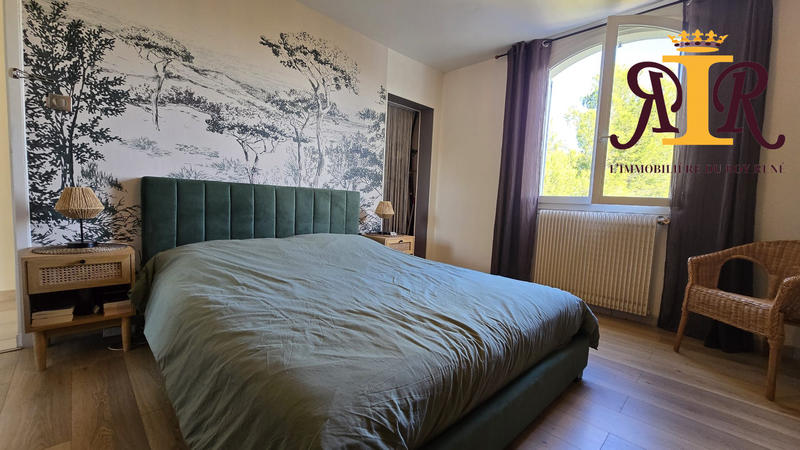 Maison traditionnelle - 140 m² - 6 pièces