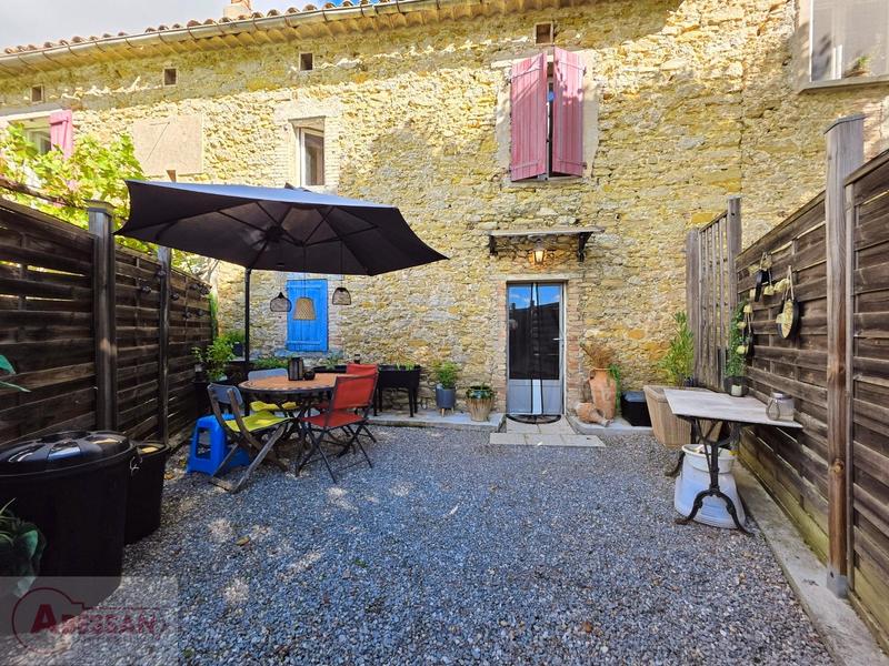 Maison - 457 m² - 16 pièces