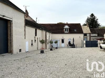 Maison - 203 m² - 7 pièces