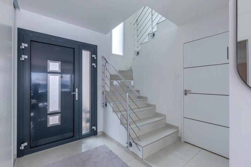 Maison - 142 m² - 6 pièces