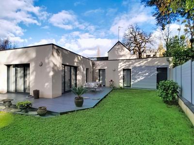 Maison - 109 m² - 4 pièces