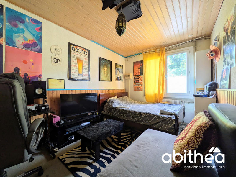 Maison - 107 m² - 6 pièces