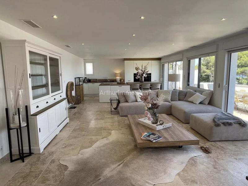 Appartement - 98 m² - 3 pièces