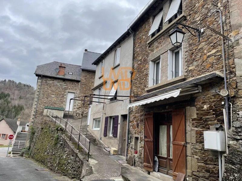 Maison de village - 152 m² - 8 pièces