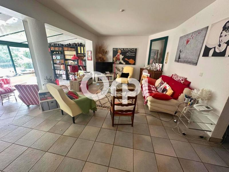 Maison - 125 m² - 6 pièces