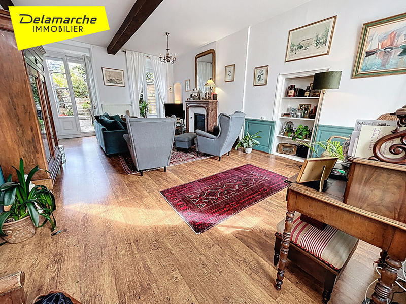 Maison - 166 m² - 6 pièces