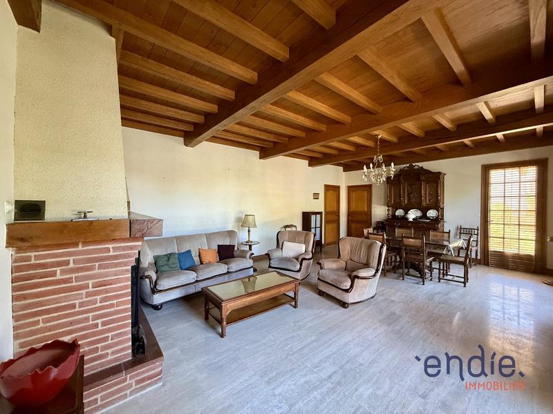 Maison - 158 m² - 6 pièces