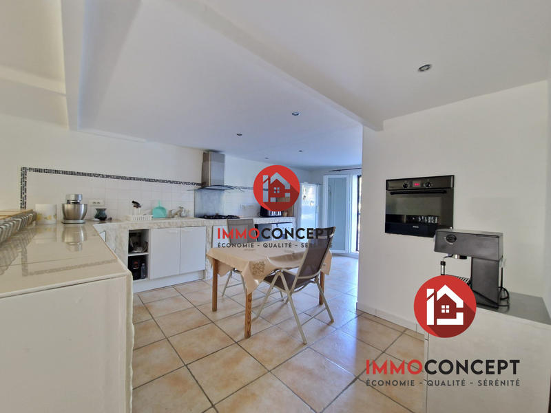 Maison traditionnelle - 153 m² - 7 pièces