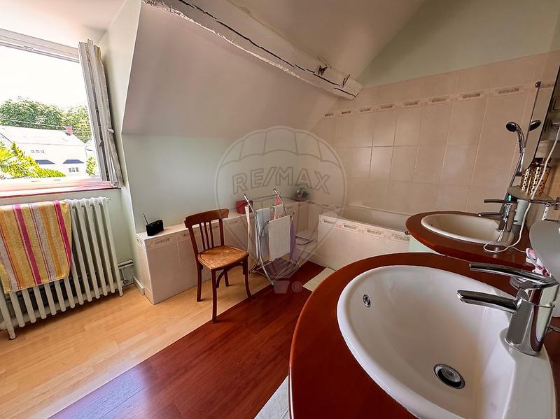 Longère - 233 m² - 10 pièces