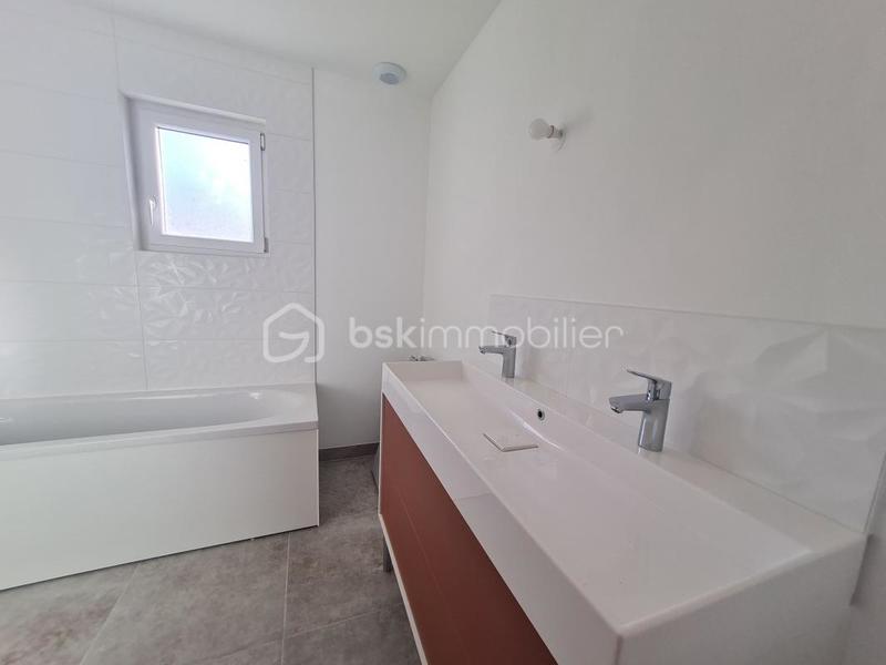 Maison traditionnelle - 107 m² - 5 pièces