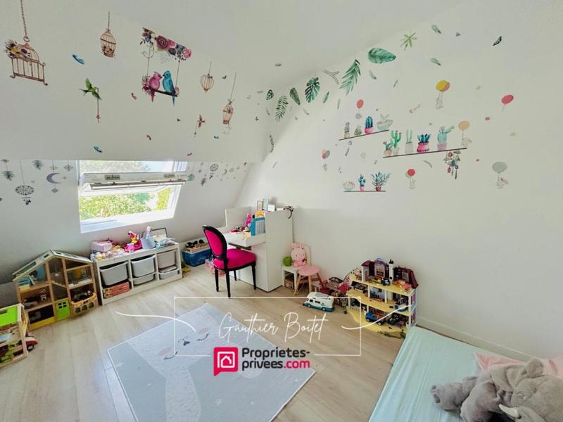 Maison - 167 m² - 8 pièces