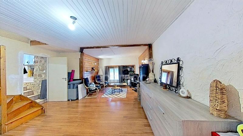 Maison de village - 215 m² - 7 pièces