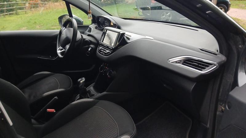 Peugeot 208 1.2 PureTech 82 Style