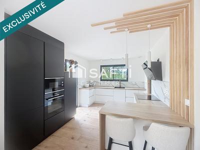 Maison - 148 m² - 6 pièces