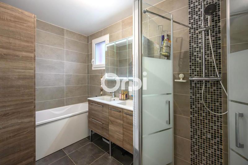 Maison - 83 m² - 4 pièces