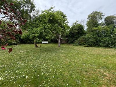 Maison ancienne - 546 m² - 23 pièces