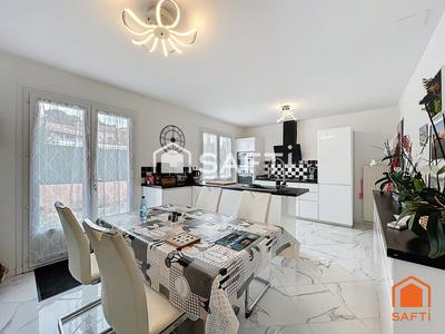 Villa - 160 m² - 9 pièces