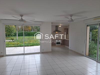 Maison - 95 m² - 4 pièces