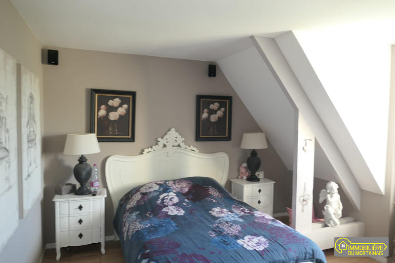 Maison - 171 m² - 7 pièces