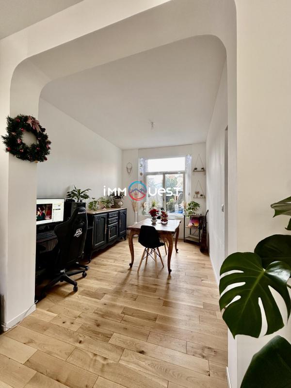 Maison - 102 m² - 4 pièces