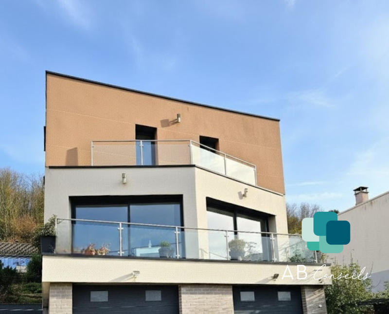 Maison contemporaine - 145 m² - 4 pièces
