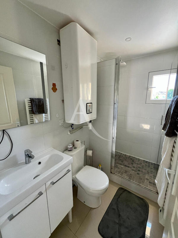 Maison - 64 m² - 5 pièces