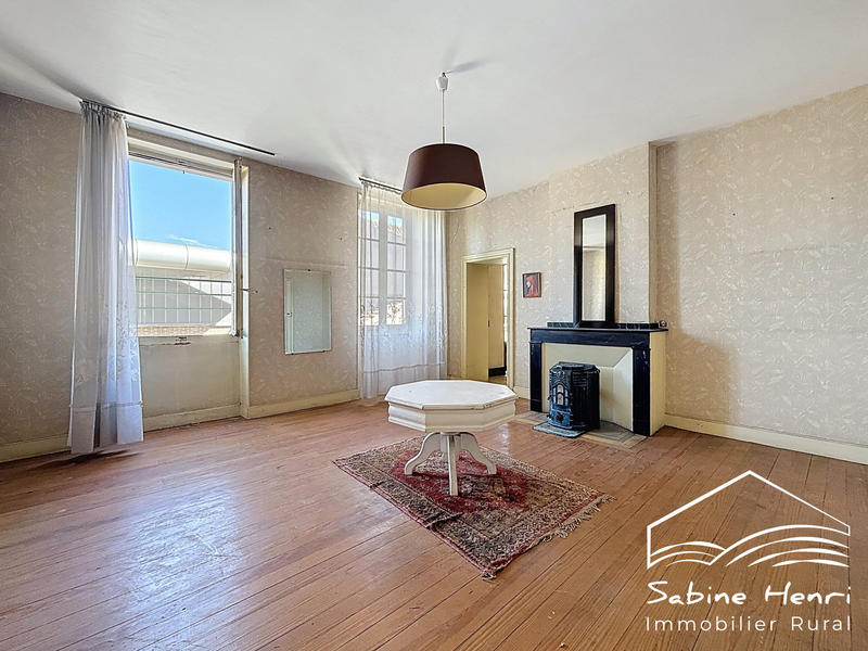 Maison ancienne - 238 m² - 10 pièces