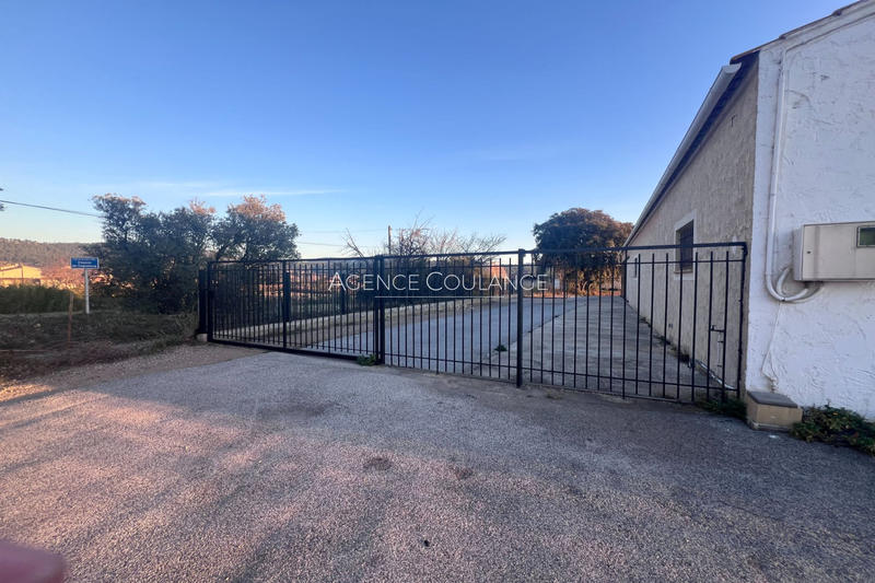 Local commercial - 235 m²