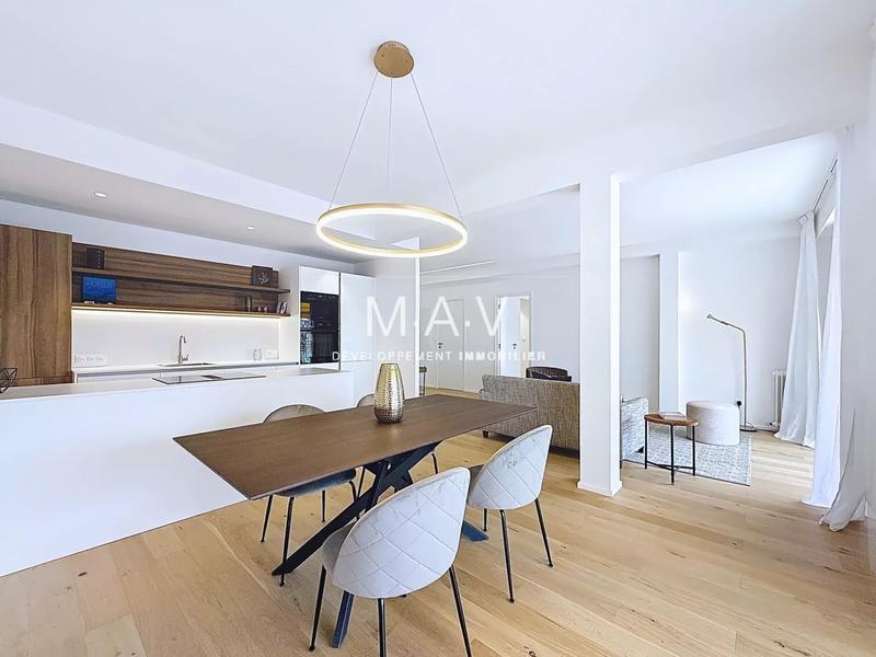 Appartement - 95 m² - 4 pièces