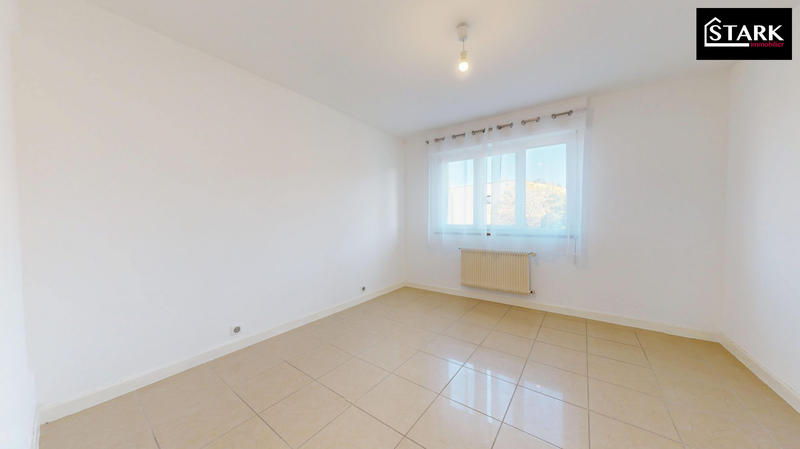 Appartement - 84 m² - 5 pièces