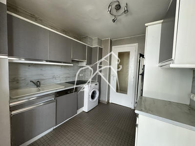 Appartement - 86 m² - 4 pièces