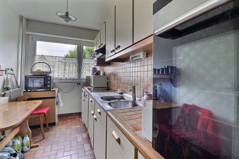 Appartement - 100 m² - 5 pièces