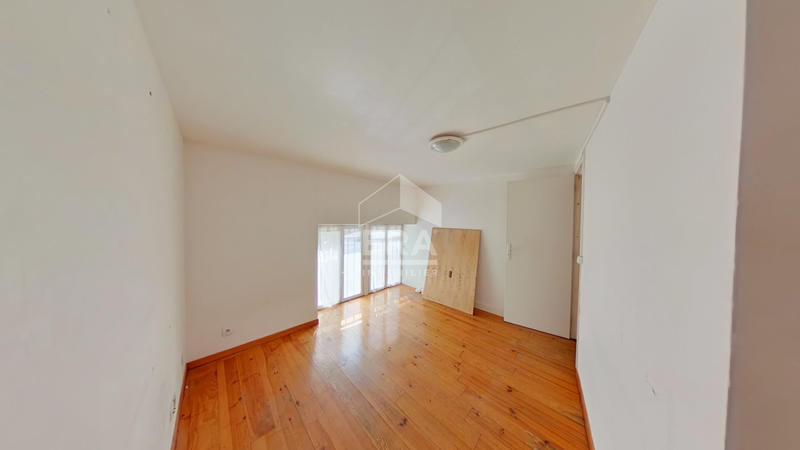 Appartement - 56 m² - 4 pièces