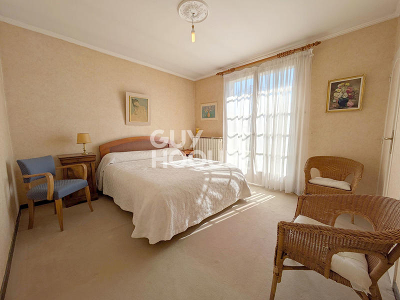 Maison - 180 m² - 6 pièces