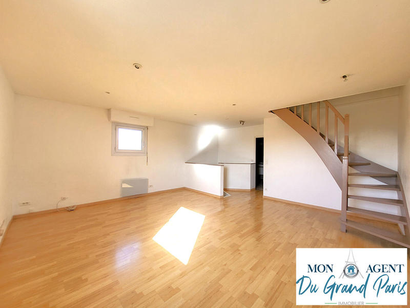 Maison - 122 m² - 6 pièces