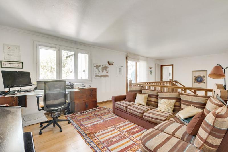 Maison - 245 m² - 7 pièces