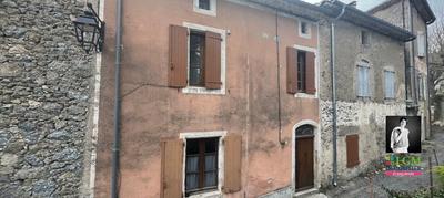 Maison de village - 209 m² - 6 pièces