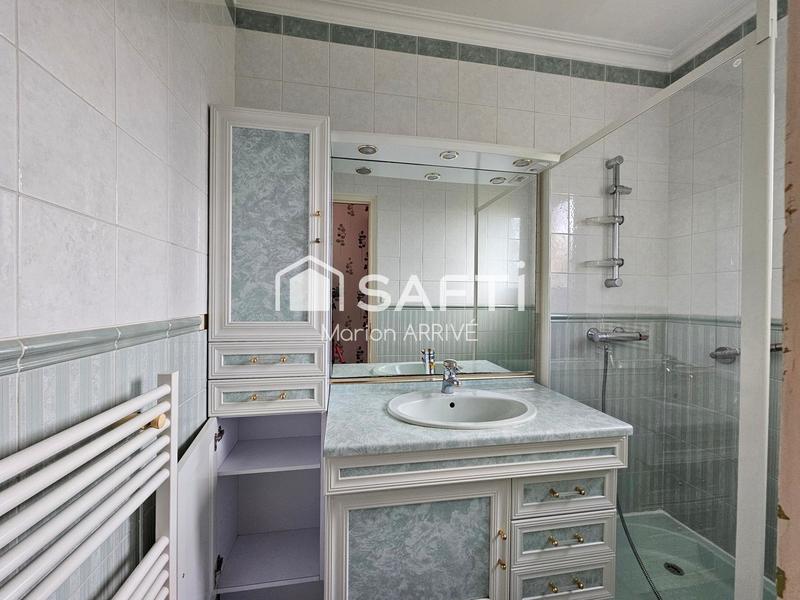 Maison - 98 m² - 5 pièces