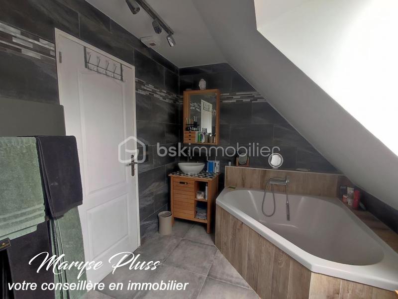 Pavillon - 133 m² - 6 pièces