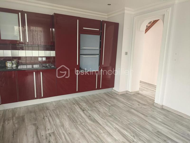 Maison traditionnelle - 122 m² - 5 pièces