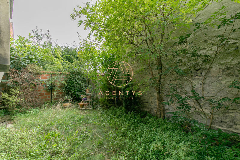 Maison - 80 m² - 5 pièces