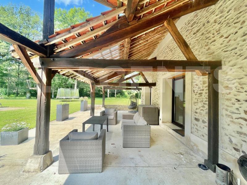 Maison - 160 m² - 5 pièces