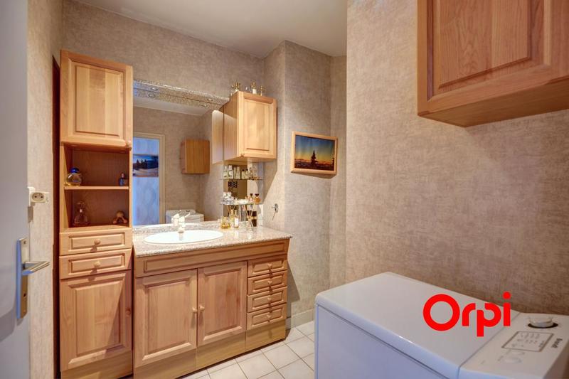 Appartement - 147 m² - 5 pièces