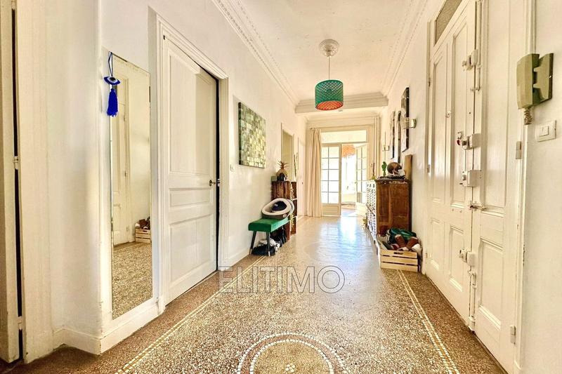 Appartement - 102 m² - 4 pièces