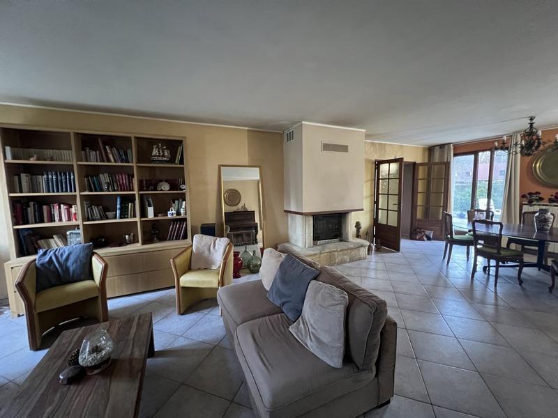 Maison - 190 m² - 6 pièces