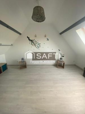 Maison - 110 m² - 9 pièces