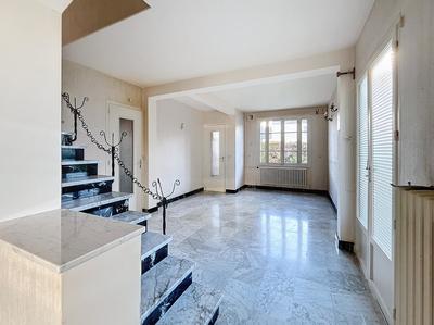 Maison - 94 m² - 4 pièces