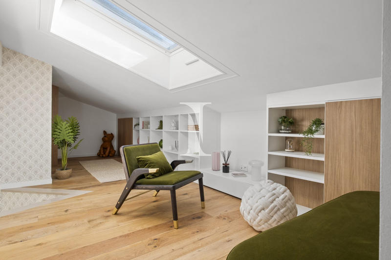 Appartement - 165 m² - 5 pièces